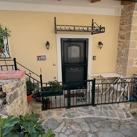 Casa Di Alessandro 아파트 Kato Garouna