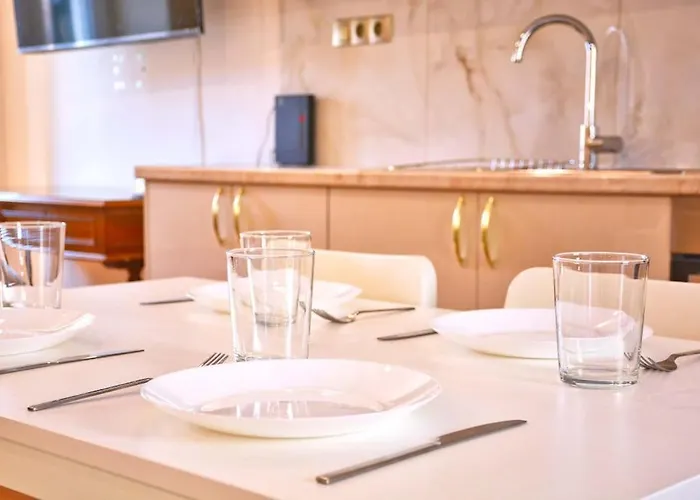 Casa Di Alessandro Kato Garouna