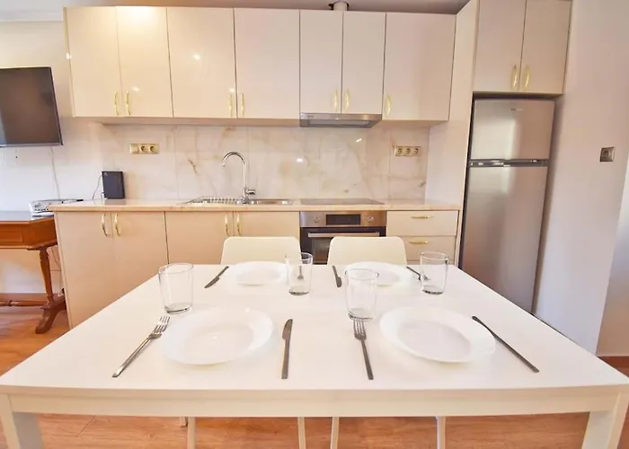 Casa Di Alessandro Kato Garouna