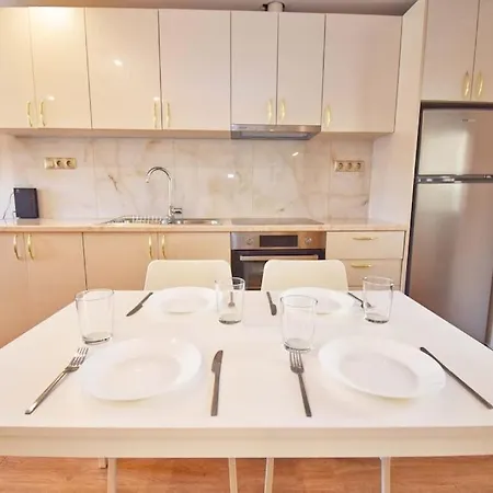 Casa Di Alessandro Kato Garouna